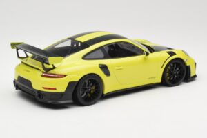 Porsche 911 GT2 RS 991.2 Weissach Package Verde Jante Negre Minichamps 1:18 155068300-1 Metal - imaginea 2 din 6