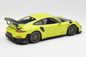 Porsche 911 991.2 GT2 RS Verde Lime cu Jante Argintii Minichamps 1:18 155068309 Metal - imaginea 2 din 6