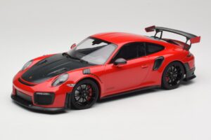 Porsche 911 GT2 RS 991.2 Roșu Jante Negre Minichamps 1:18 155968307 Metal