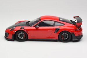 Porsche 911 GT2 RS 991.2 Roșu Jante Negre Minichamps 1:18 155968307 Metal - imaginea 3 din 6