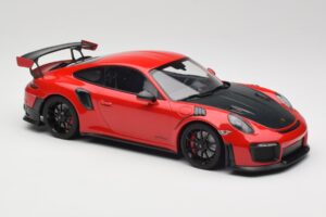 Porsche 911 GT2 RS 991.2 Roșu Jante Negre Minichamps 1:18 155968307 Metal - imaginea 4 din 6