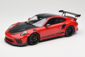 Porsche 911 991.2 GT3 RS Weissach Package Guards Red Jante Negre Minichamps 1:18 153068223 Metal