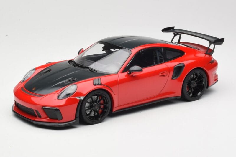 Porsche 911 991.2 GT3 RS Weissach Package Roșu cu Jante Negre Minichamps 1:18 155068230 Metal