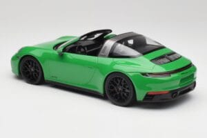 Porsche 911 991.2 Targa 4 GTS British Racing Verde Minichamps 1:18 155061065 Metal - imaginea 5 din 6