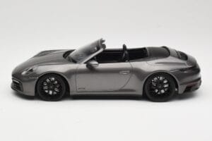 Porsche 911 992 Carrera 4 GTS Cabriolet Grey Metallic Minichamps 1:18 155063031 Metal - imaginea 3 din 6