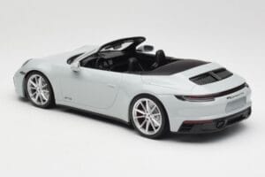Porsche 911 992 Carrera 4 GTS Cabriolet Gri Minichamps 1:18 155063034 Metal - imaginea 4 din 6