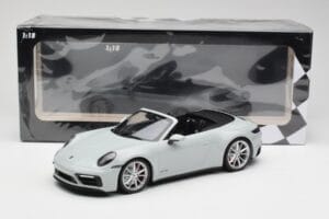 Porsche 911 992 Carrera 4 GTS Cabriolet Gri Minichamps 1:18 155063034 Metal - imaginea 6 din 6