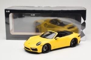 Porsche 911 992 Carrera 4 GTS Cabriolet Galben Minichamps 1:18 155063030 Metal - imaginea 6 din 6