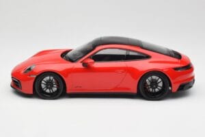 Porsche 911 992 Carrera 4 GTS Roșu Minichamps 1:18 155063100 Metal - imaginea 3 din 6