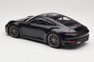 Porsche 911 992 Carrera 4S Blue Metallic Minichamps 1:18 155067321 Metal - imaginea 3 din 6