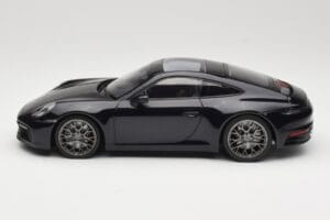Porsche 911 992 Carrera 4S Blue Metallic Minichamps 1:18 155067321 Metal - imaginea 5 din 6