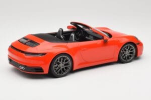 Porsche 911 992 Carrera 4S Cabriolet Portocaliu Minichamps 1:18 155067334 Metal - imaginea 2 din 6
