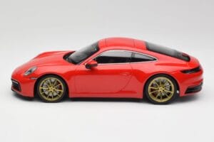 Porsche 911 992 Carrera 4S Guards Roșu & Roți Aurii Minichamps 1:18 153067328 Metal - imaginea 3 din 6