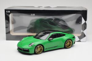 Porsche 911 992 Carrera 4S Python Green Minichamps 1:18 155067325 Metal - imaginea 6 din 6