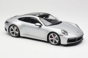 Porsche 911 992 Carrera 4S Argintiu Minichamps 1:18 155067322 Metal - imaginea 4 din 6