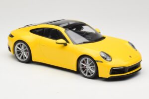 Porsche 911 992 Carrera 4S Galben Minichamps 1:18 155067320 Metal - imaginea 4 din 6