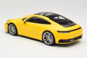 Porsche 911 992 Carrera 4S Galben Minichamps 1:18 155067320 Metal - imaginea 5 din 6