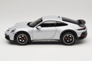 Porsche 911 992 Dakar Ice Grey Metallic Norev 1:18 187242 Metal - imaginea 4 din 8