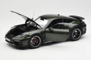 Porsche 911 992 Dakar Oak Verde Metalizat Norev 1:18 187241 Metal - imaginea 2 din 9