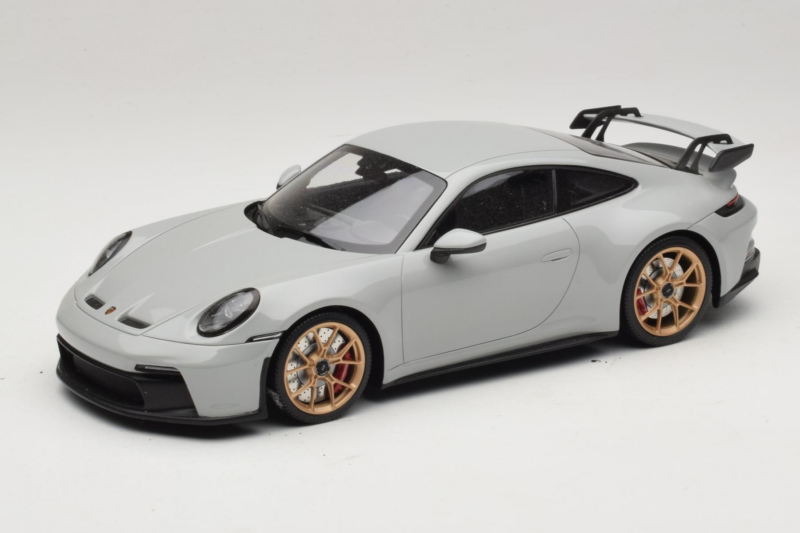 Porsche 911 992 GT3 Chalk Jante Aurii Minichamps 1:18 117069001 Metal