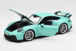 Porsche 911 992 GT3 Mint Verde Norev 1:18 187316 Metal - imaginea 2 din 8