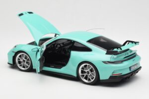Porsche 911 992 GT3 Mint Verde Norev 1:18 187316 Metal - imaginea 5 din 8