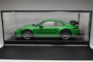 Porsche 911 992 GT3 Python Green GT Spirit 1:8 GTS801601 Rășină - imaginea 2 din 2