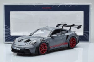 Porsche 911 992 GT3 RS Arctic Gri Pyro Roșu Norev 1:18 187350 Metal - imaginea 8 din 8