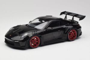 Porsche 911 992 GT3 RS Negru & Roți Roșii & Decor Negru Minichamps 1:18 153062240 Metal