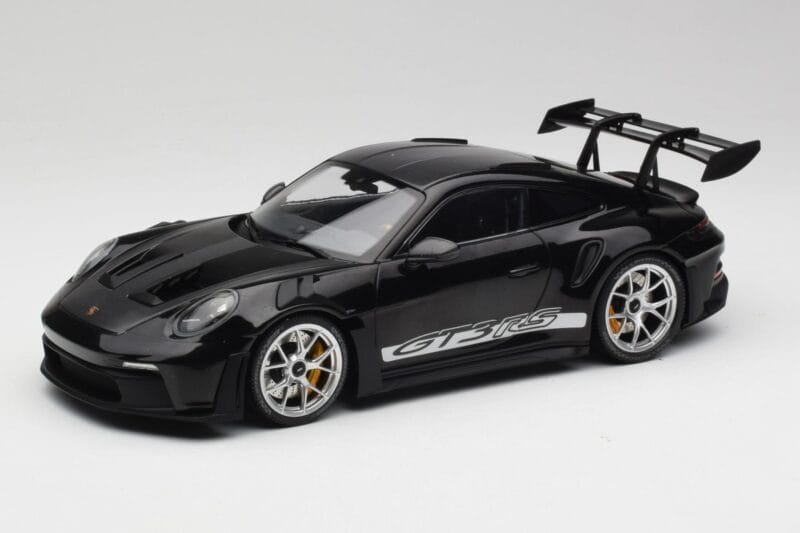 Porsche 911 992 GT3 RS Negru Cu Jante Argintii Minichamps 1:18 155062231 Metal