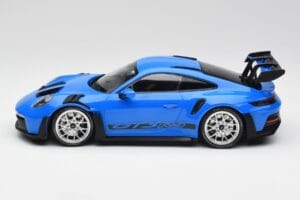 Porsche 911 992 GT3 RS Albastru & Roți Argintii & Decor Negru Minichamps 1:18 153062234 Metal - imaginea 3 din 6