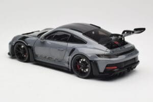 Porsche 911 992 GT3 RS Crayon Weissach Package & Black Wheels Minichamps 1:18 110062024 Metal - imaginea 7 din 8