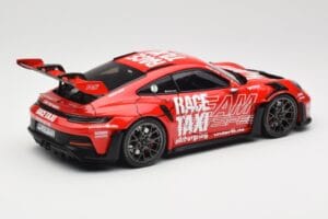 Porsche 911 992 GT3 RS Getspeed Race Taxi Guards Red Minichamps 1:18 110062040 Metal - imaginea 3 din 8