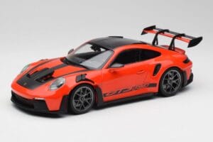 Porsche 911 992 GT3 RS Guards Portocaliu & Jante Argintii Minichamps 1:18 911992002 Metal