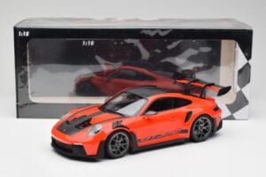 Porsche 911 992 GT3 RS Guards Portocaliu & Jante Argintii Minichamps 1:18 911992002 Metal - imaginea 6 din 6
