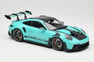 Porsche 911 992 GT3 RS Python Green & Dark Silver Wheels Minichamps 1:18 110062026 Metal - imaginea 6 din 8