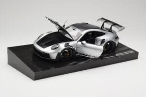 Porsche 911 992 GT3 RS Argintiu Weissach Package Minichamps 1:18 110062020 Metal - imaginea 3 din 8