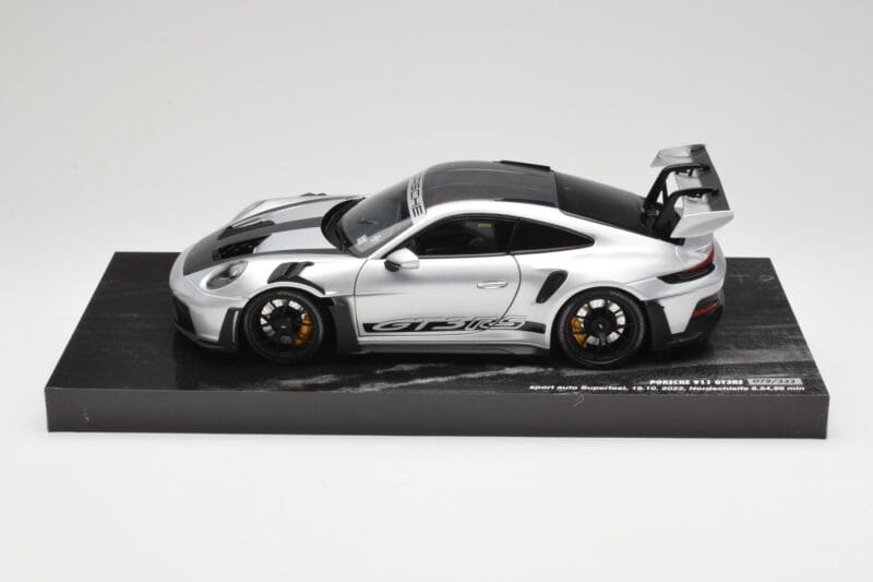 Porsche 911 992 GT3 RS Argintiu Weissach Package Minichamps 1:18 110062020 Metal