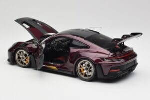 Porsche 911 992 GT3 RS Ultraviolet & Jante Argintii Minichamps 1:18 110062029 Metal - imaginea 5 din 8