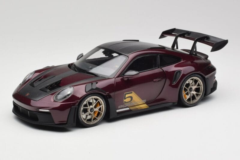 Porsche 911 992 GT3 RS Ultraviolet & Jante Argintii Minichamps 1:18 110062029 Metal