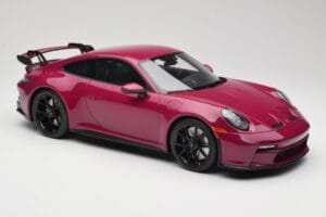 Porsche 911 992 GT3 Ruby Star Neo Red GT Spirit 1:12 GT536 Rășină - imaginea 4 din 6