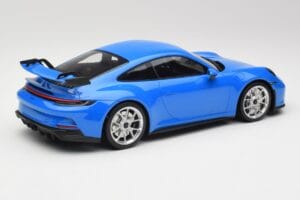 Porsche 911 992 GT3 Shark Albastru & Jante Argintii Minichamps 1:18 143069015 Rășină - imaginea 2 din 6