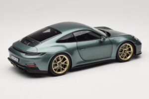 Porsche 911 992 GT3 Touring Package Malachite Green Metallic Norev 1:18 187382 Metal - imaginea 3 din 8