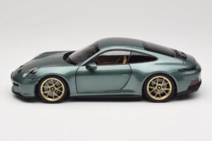 Porsche 911 992 GT3 Touring Package Malachite Green Metallic Norev 1:18 187382 Metal - imaginea 4 din 8