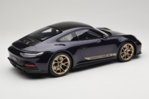 Porsche 911 992 GT3 Touring Viola Metallic GT Spirit 1:12 GT937 Rășină - imaginea 2 din 6
