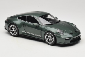 Porsche 911 992 S/T Malachite Green Metallic Norev 1:18 187472 Metal - imaginea 6 din 8