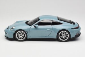 Porsche 911 992 S/T Meissen Blue Norev 1:18 187470 Metal - imaginea 4 din 8