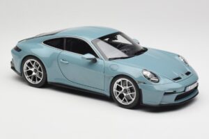 Porsche 911 992 S/T Meissen Blue Norev 1:18 187470 Metal - imaginea 6 din 8