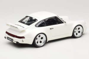 Porsche 911 992 Strosek Giga White GT Spirit 1:18 GT525 Rășină - imaginea 2 din 6