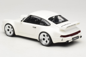 Porsche 911 992 Strosek Giga White GT Spirit 1:18 GT525 Rășină - imaginea 5 din 6